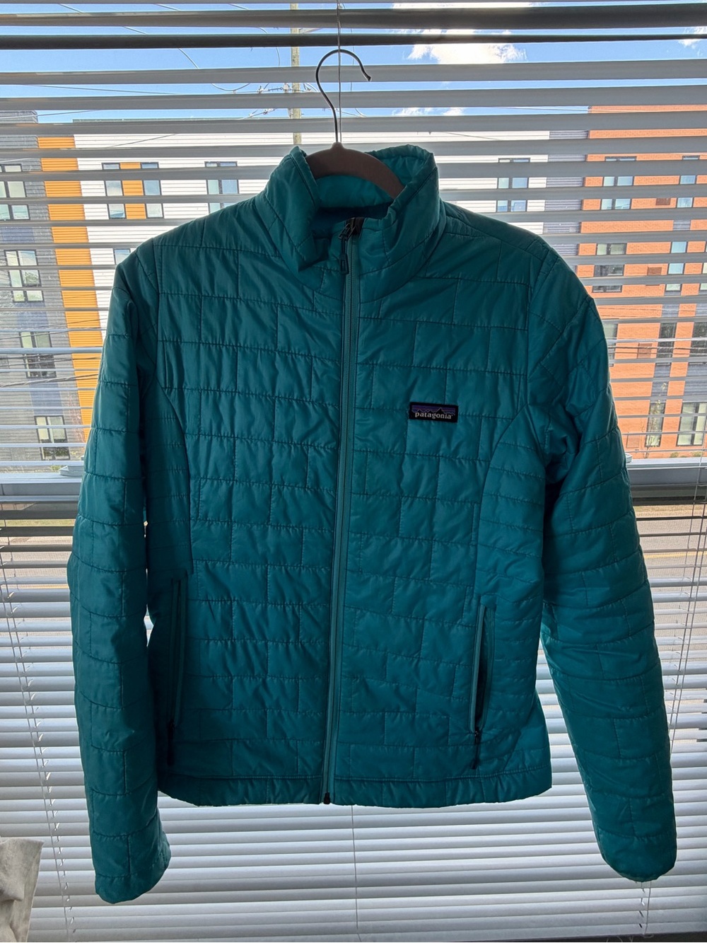 Patagonia Bright Teal Women's Quilted Jacket